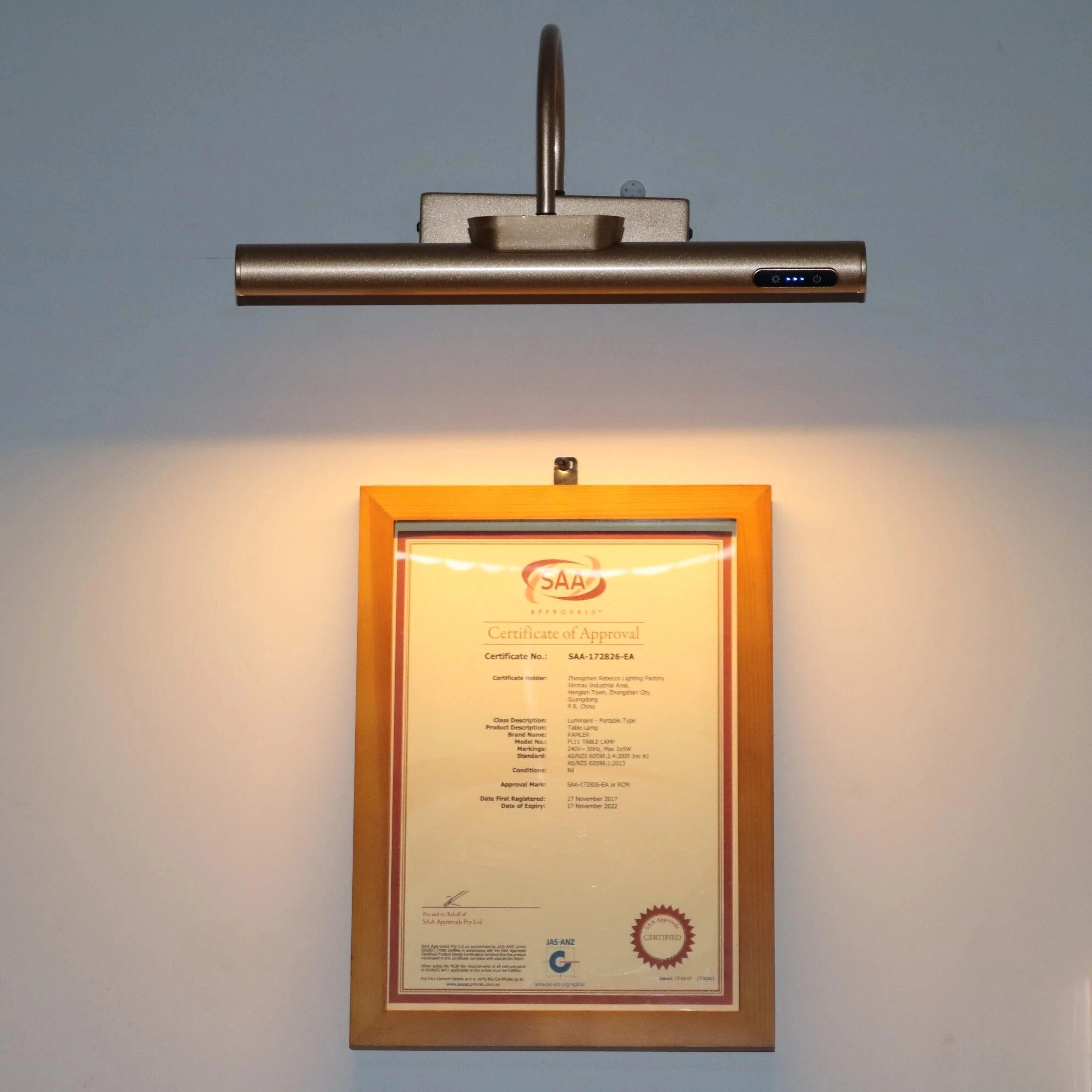 Aluminum Rechargeable Wall Lamp