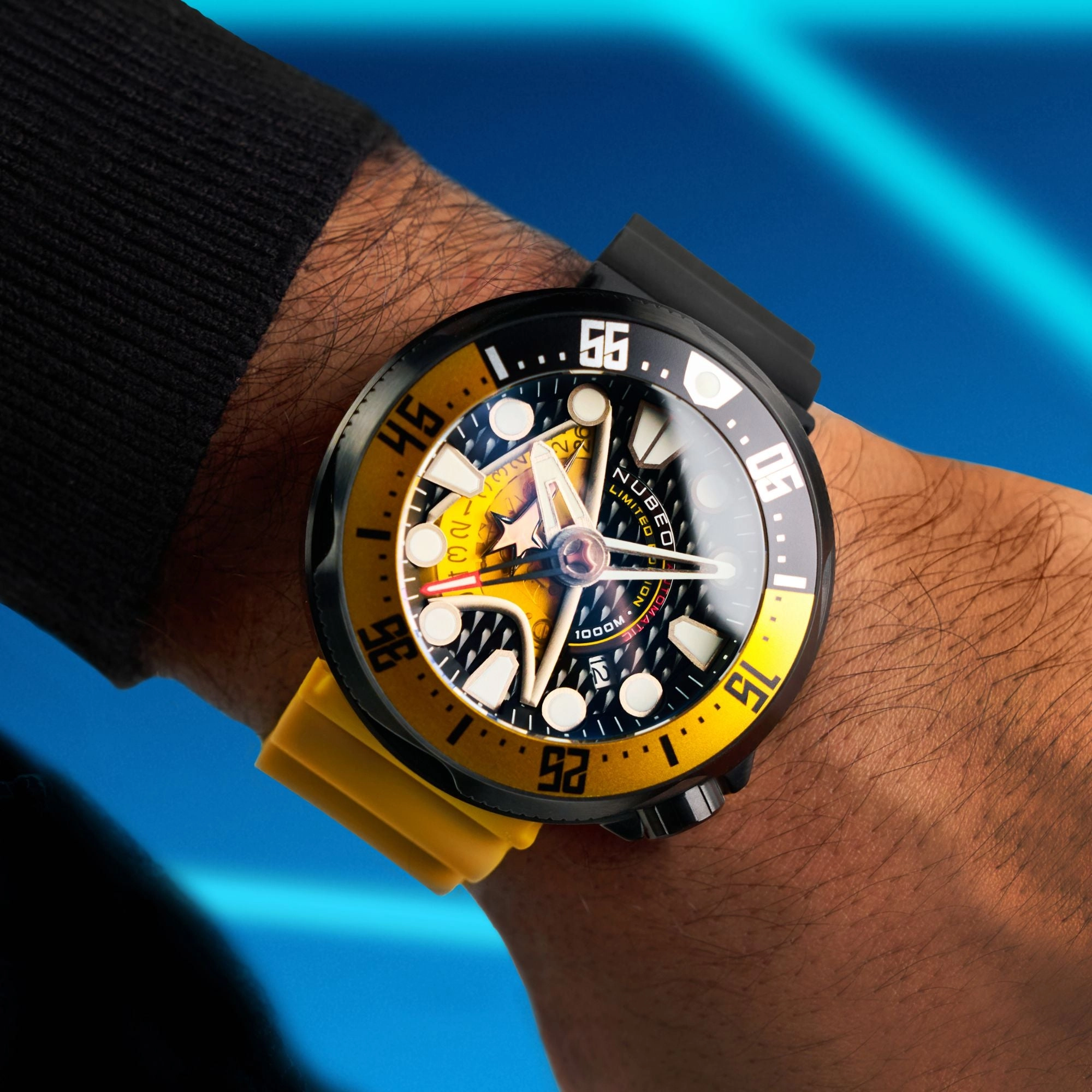 Command Yellow