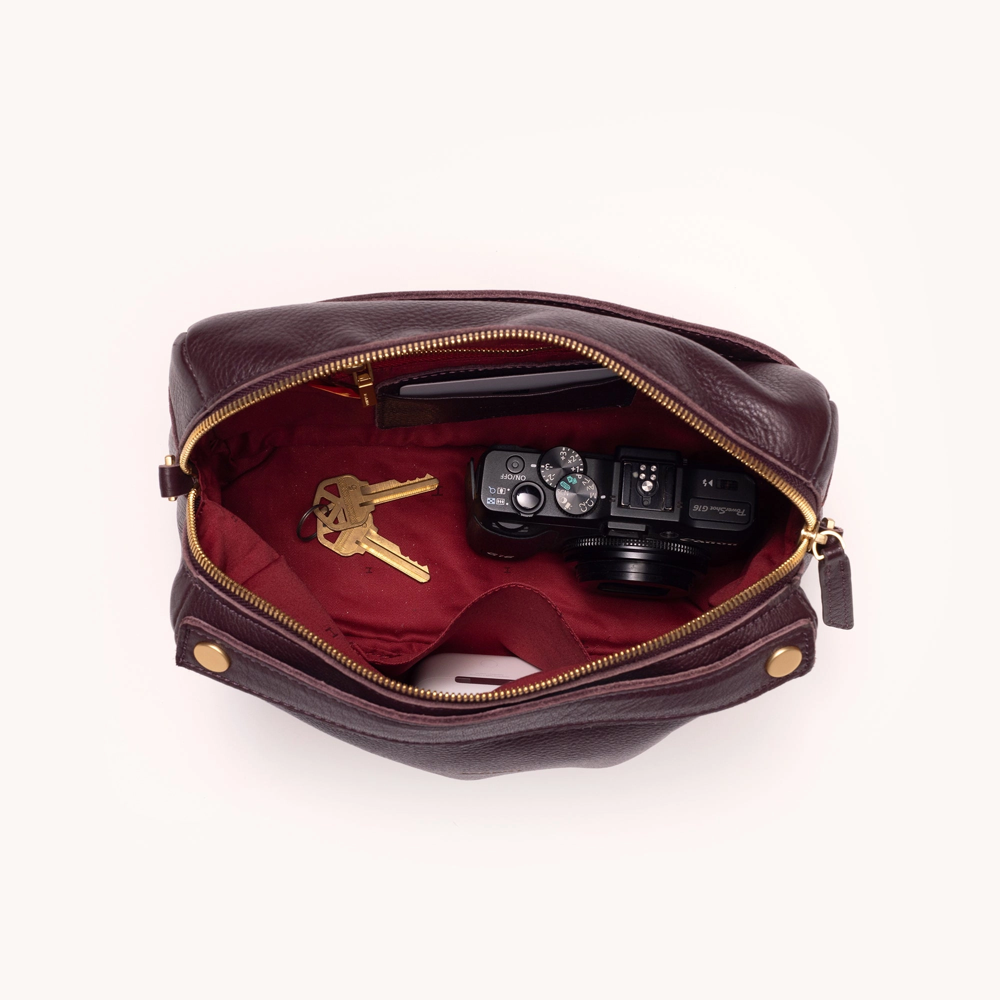 Evan Crossbody | Cabernet Pebble/Brushed Gold | Med