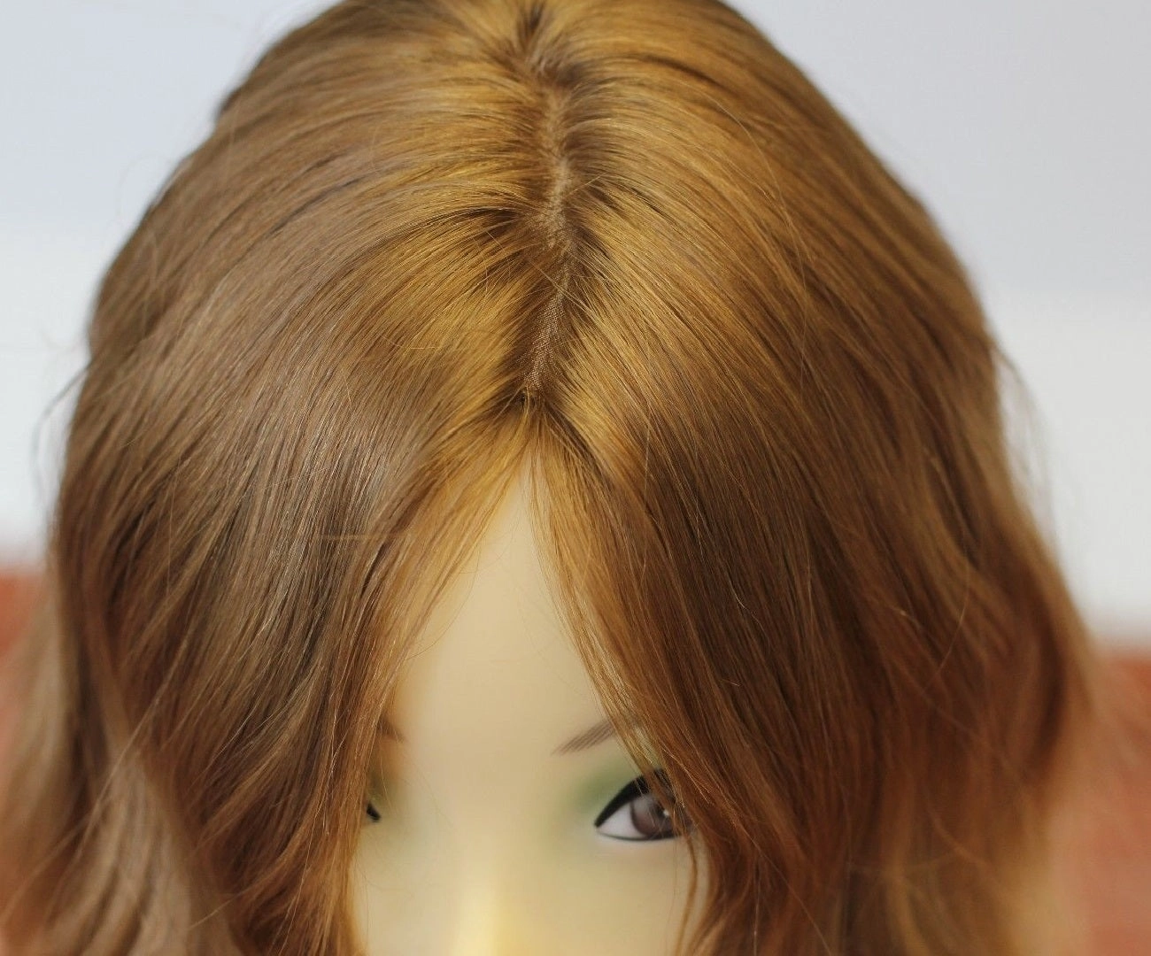 Gold Label 11" beautiful wig warm brown with highlights