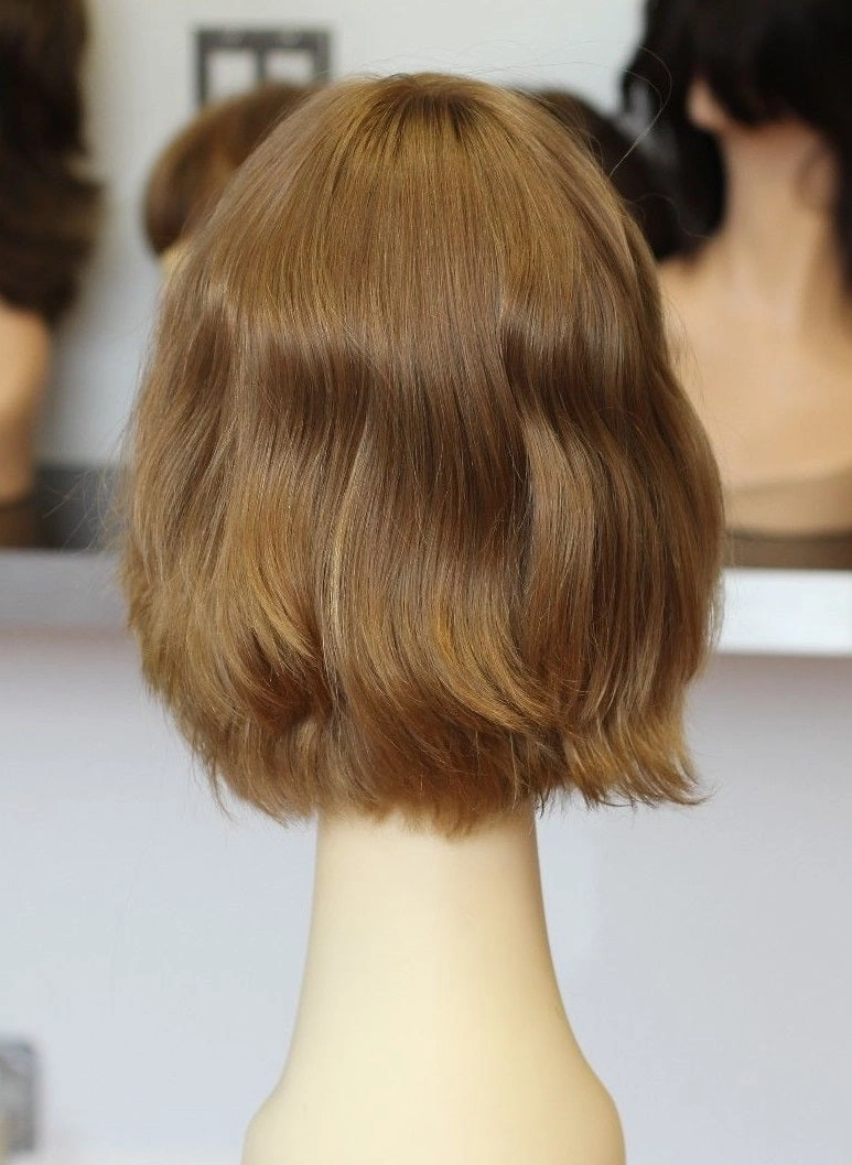 Gold Label 11" beautiful wig warm brown with highlights