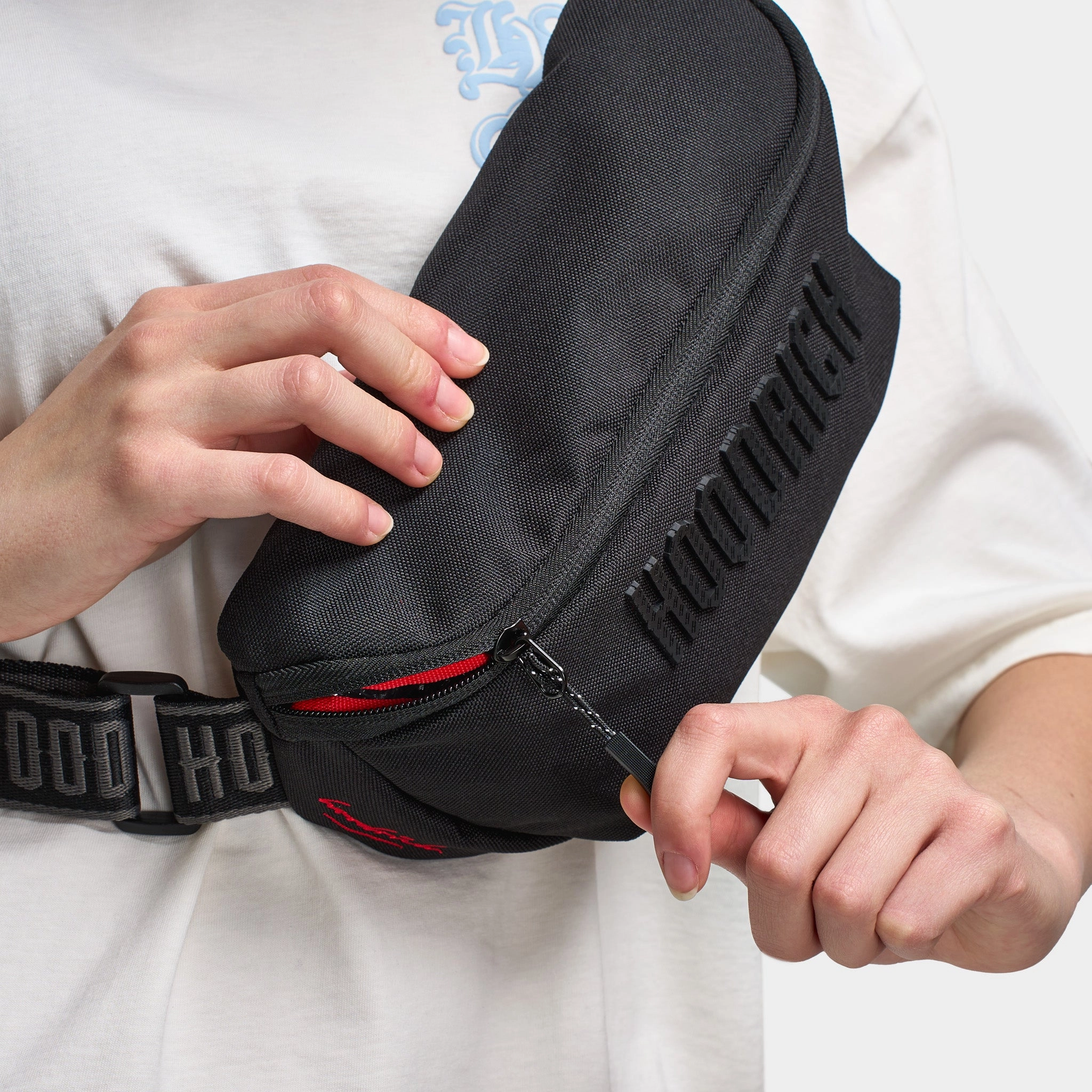 Hoodrich Core Crossbody Bag/ Black