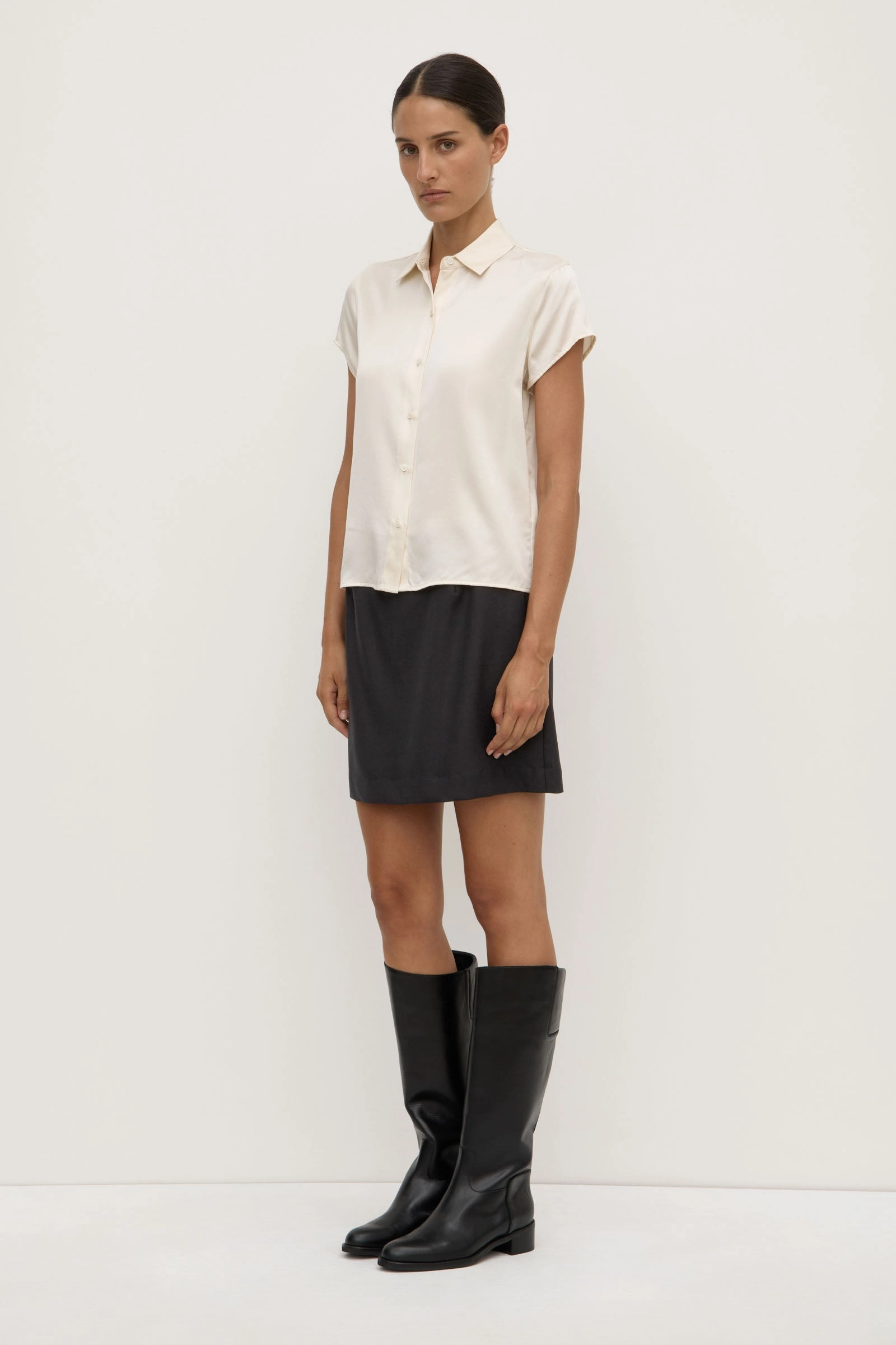 Karri Silk Short Sleeve Shirt