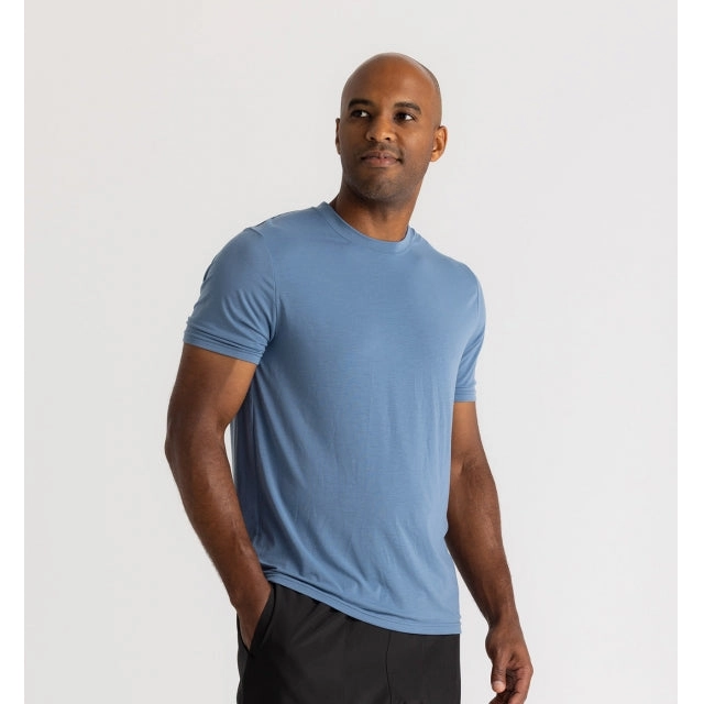 Men's Elevate Lightweight Tee