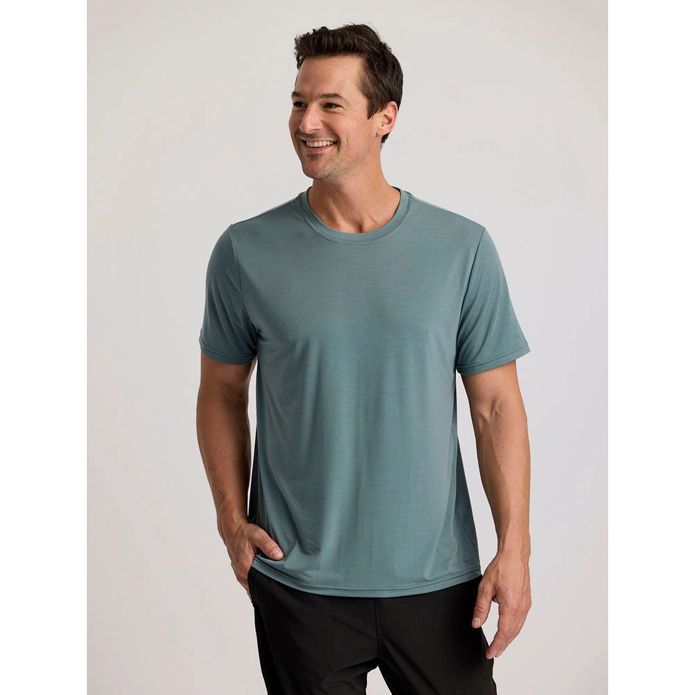 Men's Elevate Lightweight Tee