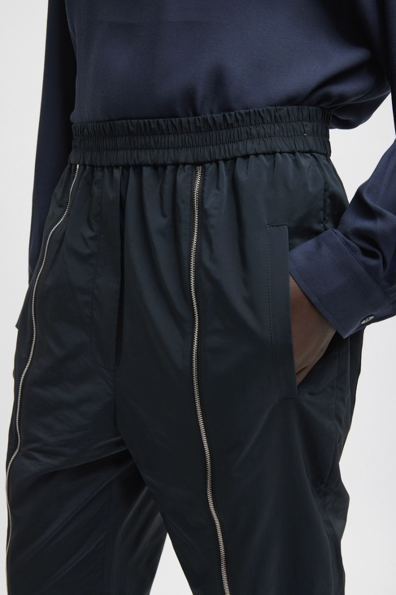 Nylon Zipper Jogger