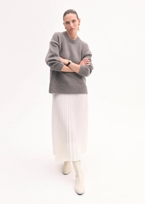 Pleated Elastic Waist Skirt in Stretch Crepe - Ivory