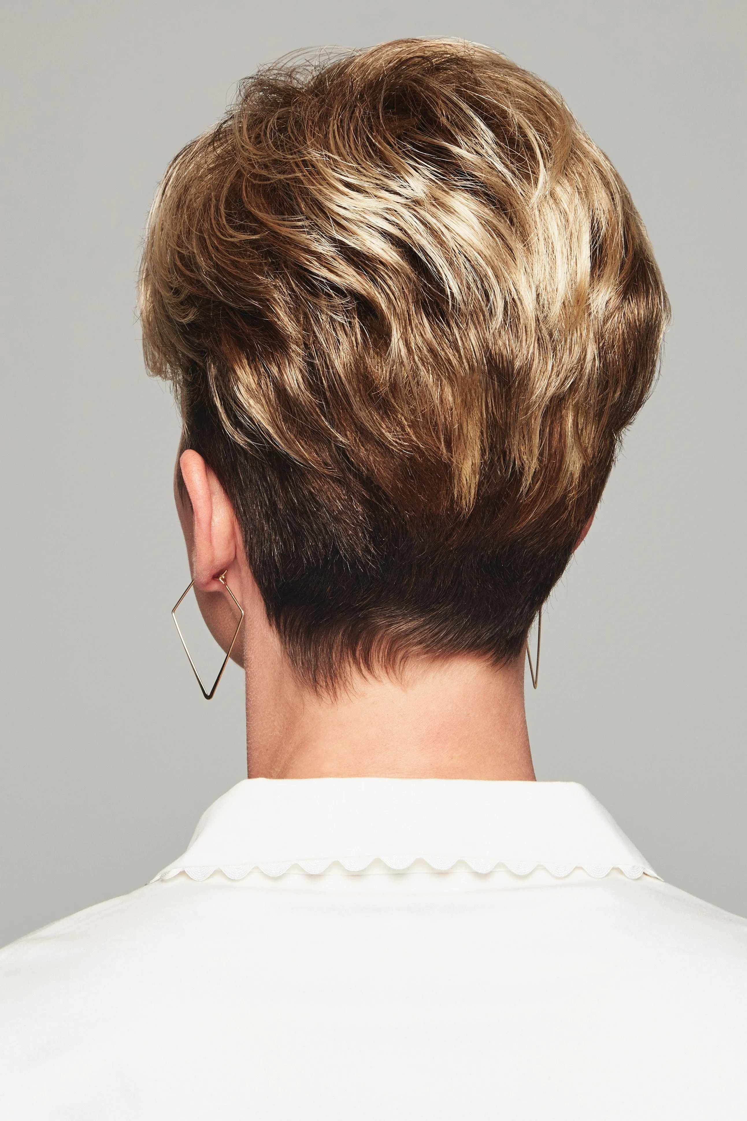 Sale - Raquel Welch Toppers - Sonata - Color: Swedish Blonde (R22)