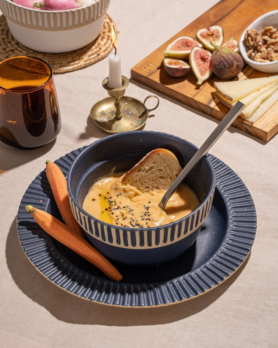 Stoneware Stackable Plate